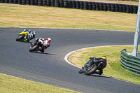 enduro-digital-images;event-digital-images;eventdigitalimages;mallory-park;mallory-park-photographs;mallory-park-trackday;mallory-park-trackday-photographs;no-limits-trackdays;peter-wileman-photography;racing-digital-images;trackday-digital-images;trackday-photos